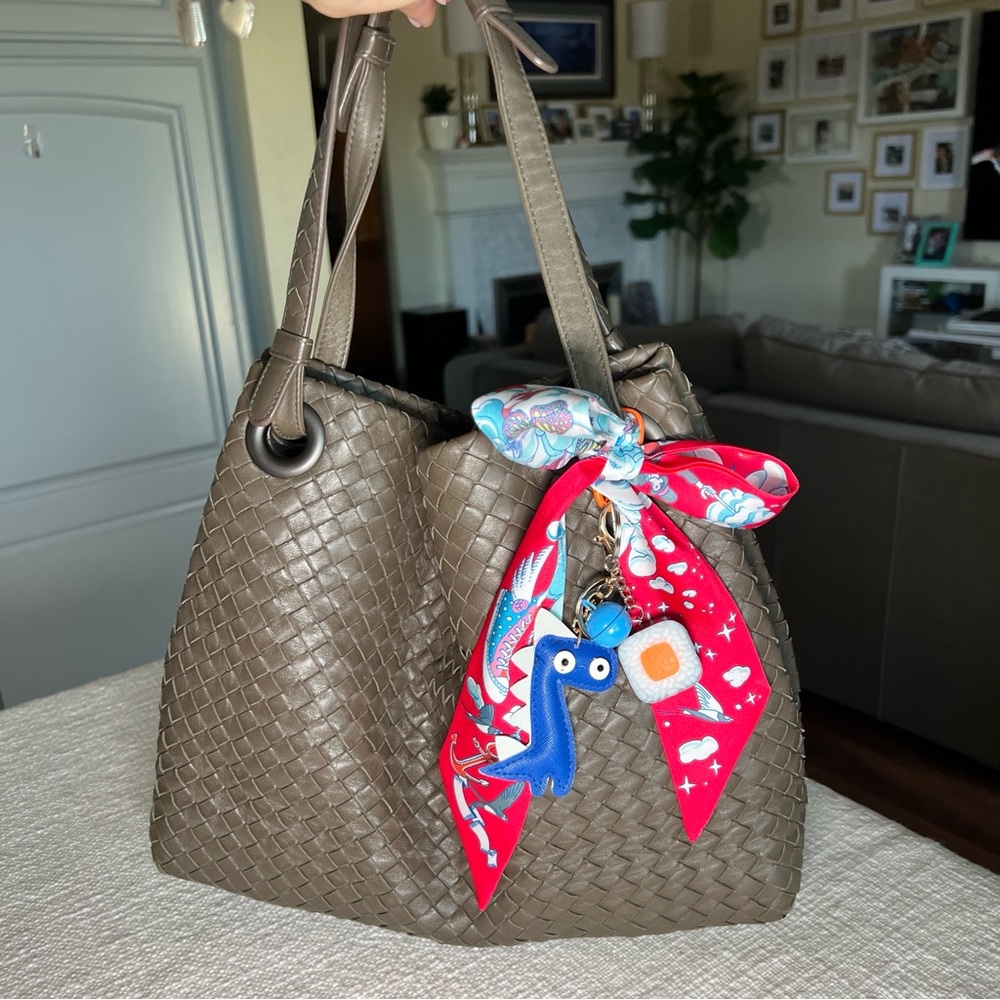 Bottega Veneta Garda Medium Intrecciato Bag